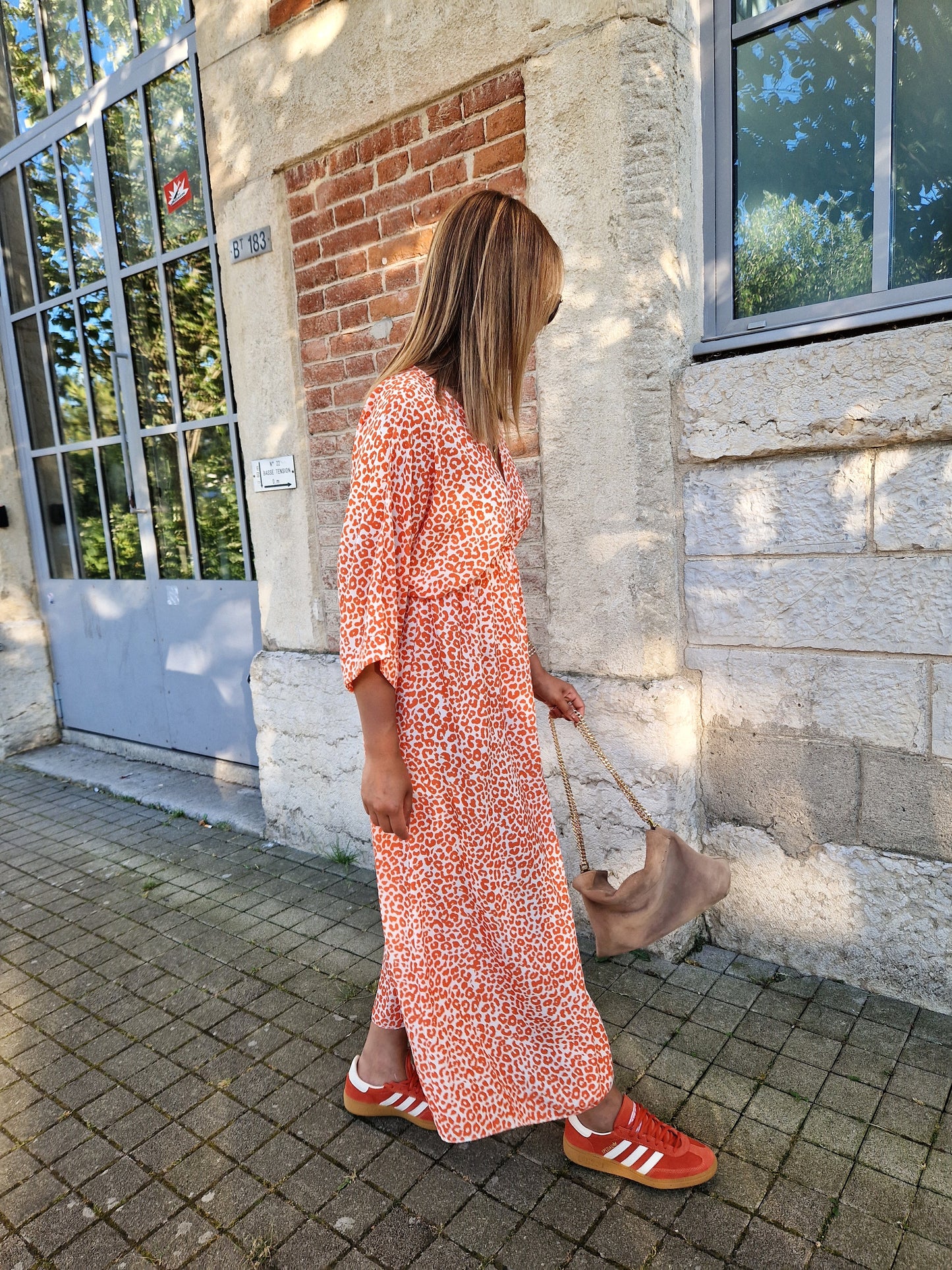 Robe Inaya orange